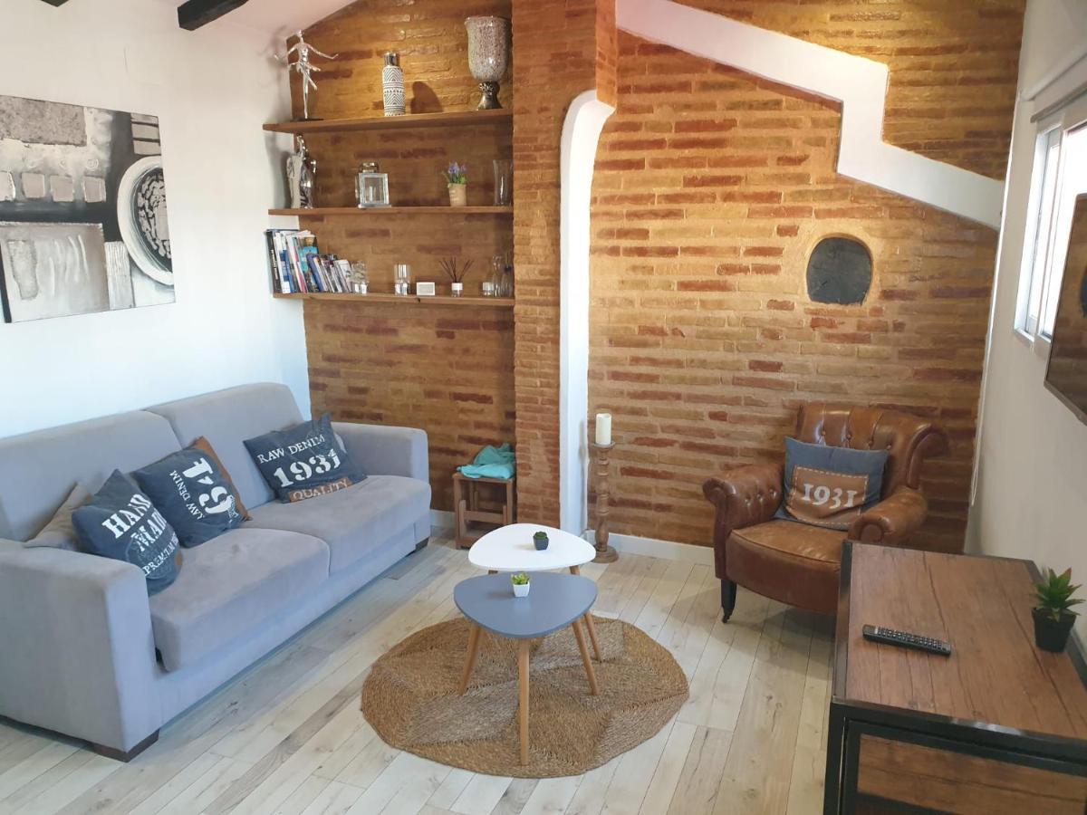 Atico Con Terraza Y Jacuzzi En El Centro Apartment Valencia Luaran gambar